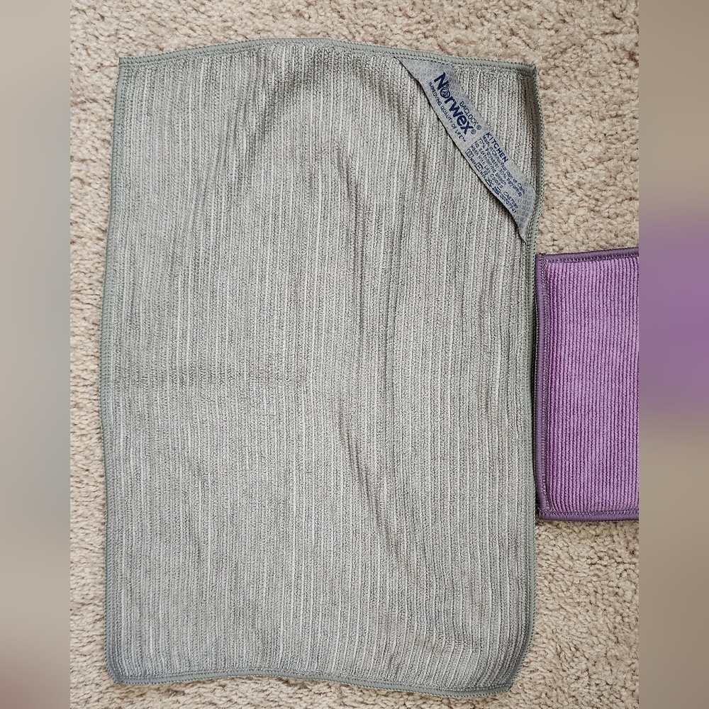 Norwex Channel Textured Kitchen Clothes. - Picture 3 of 4